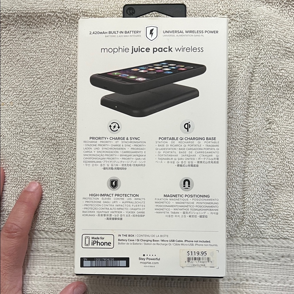 Mophie Black Juice Pack Wireless Case for iPhone - Picture 2 of 4
